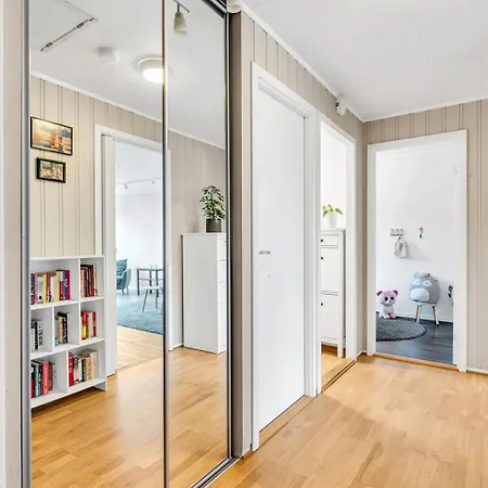 Spacious House In Central Location Lejlighed *