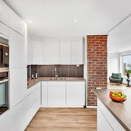 Spacious House In Central Location Tromsø