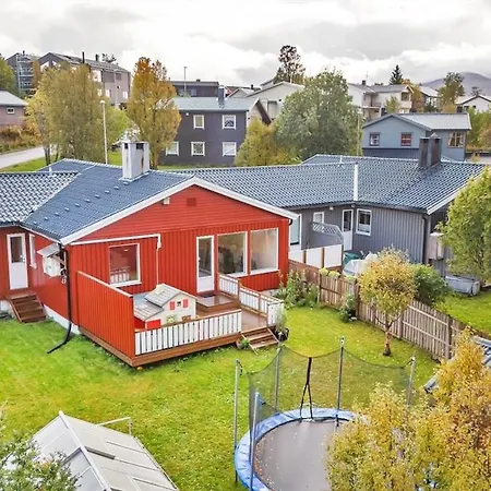 Spacious House In Central Location Lejlighed